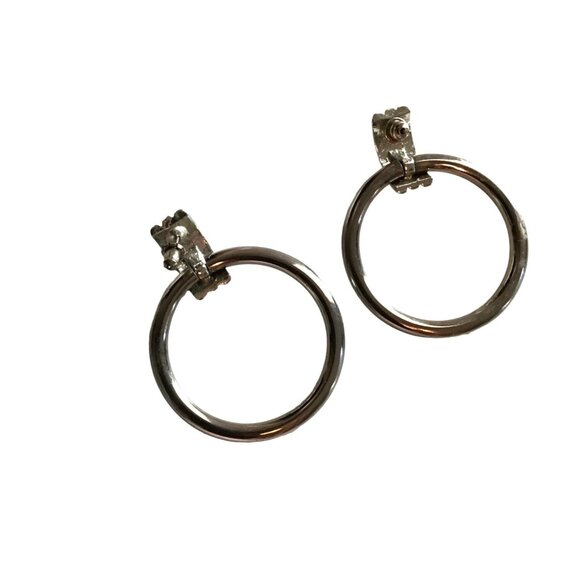 BEAUTIFUL WOMENS SILVER TONE DANGLE HOOP EARRINGS - Picture 3 of 3